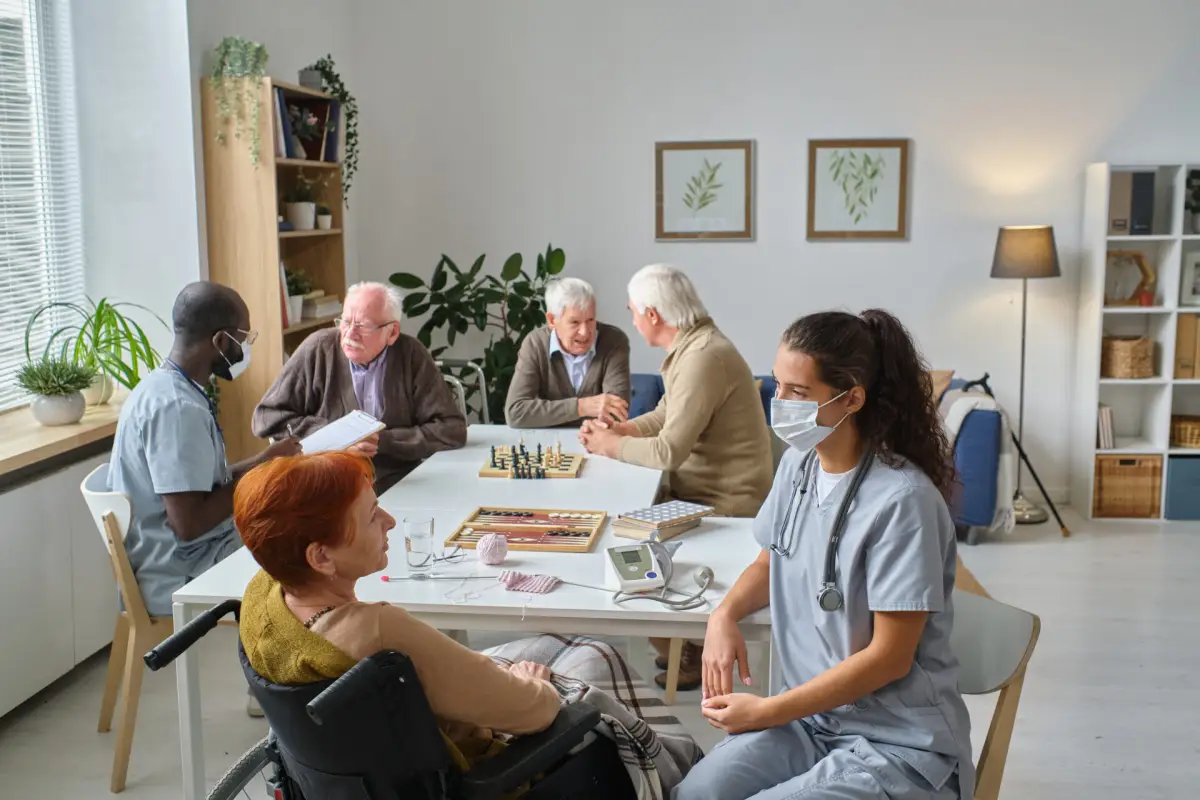 Top Benefits of Senior Living in North Scottsdale